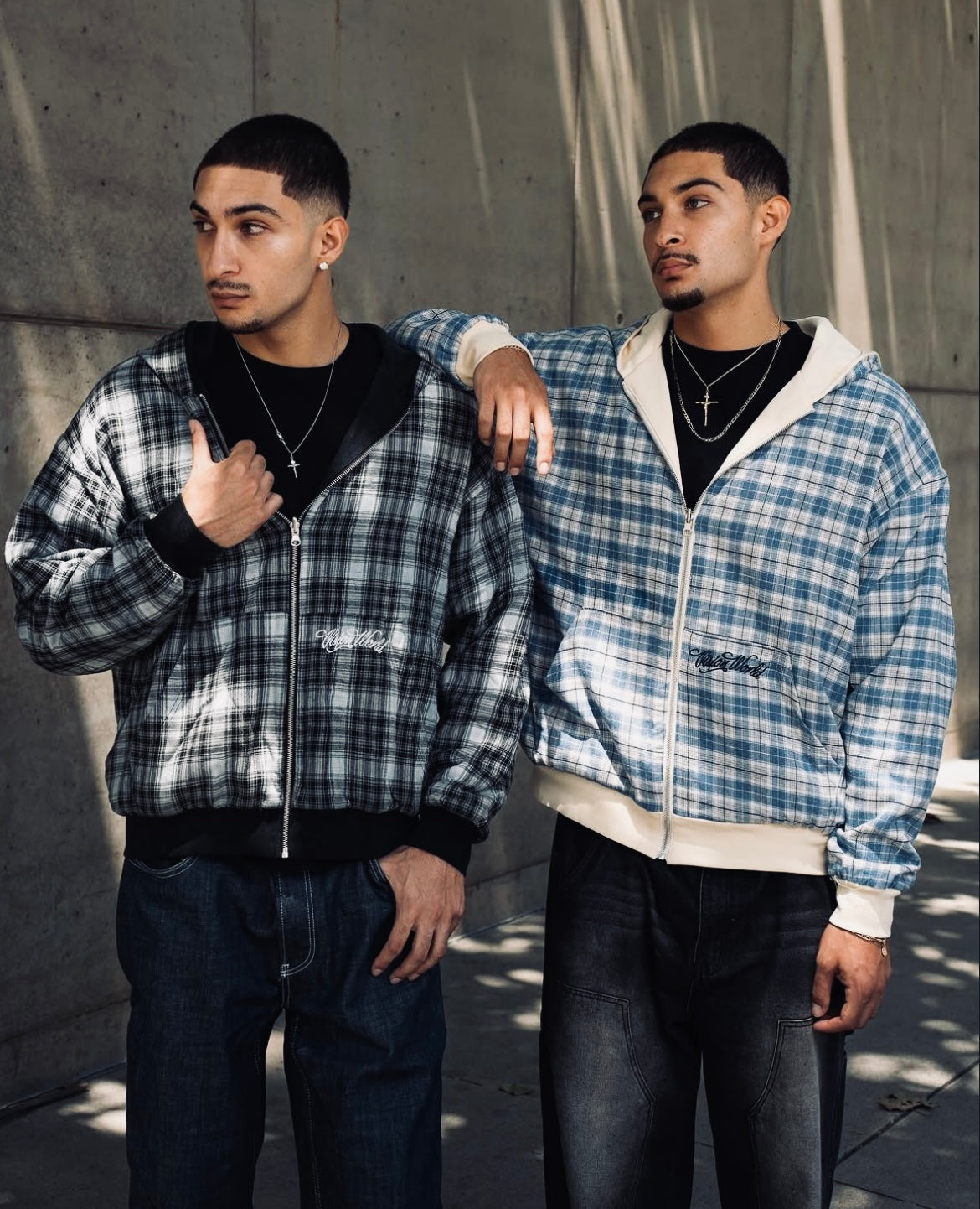 BLACK/GRAY 2-SIDED ZIPPER